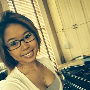 Meet your Posher, Brittney